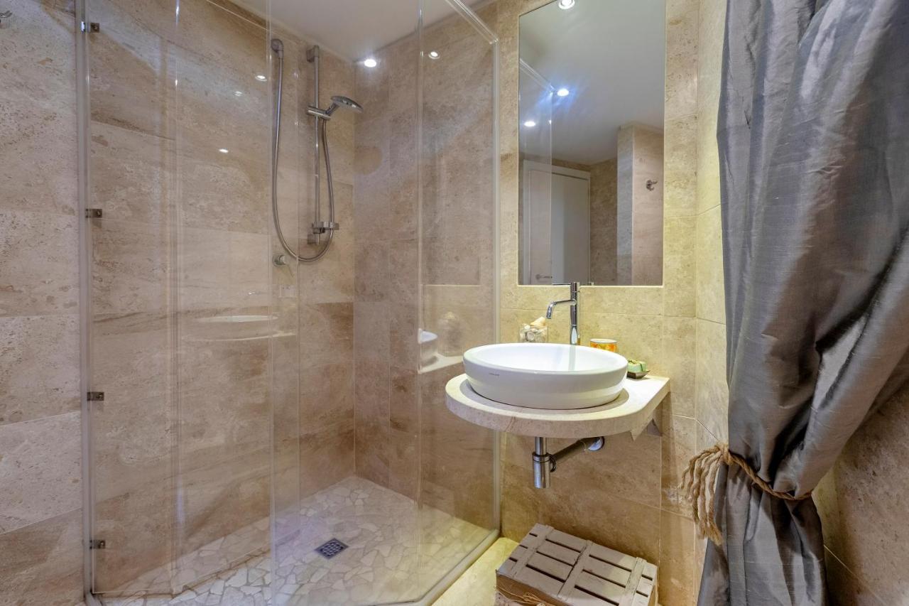 Charming Seafront Apartment With Garden And Patio Фертилия Экстерьер фото